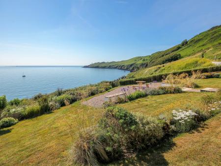 2 Garden Apartment, Hallsands, Devon