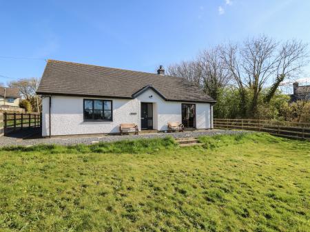 Glyn Cottage, Llanon