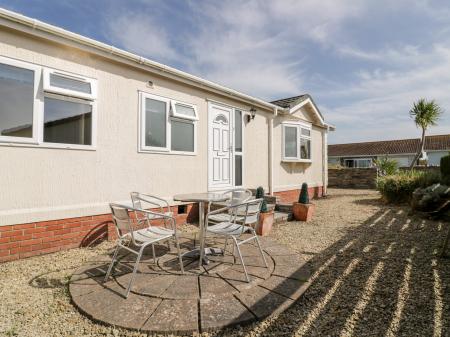 Summer Breeze, St Merryn