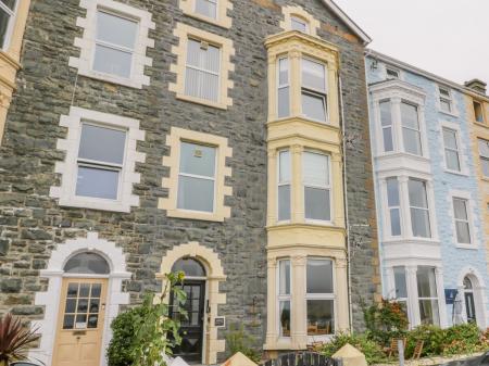 Sandpiper Apartment, Barmouth, Gwynedd