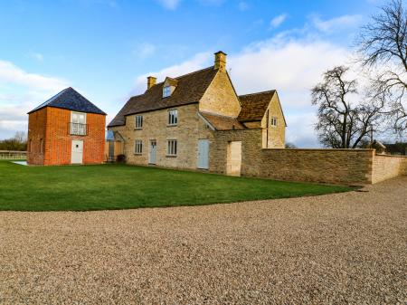 Morgans Farmhouse, Witney, Oxfordshire