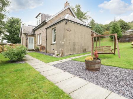 1 Station Cottages, Dalwhinnie