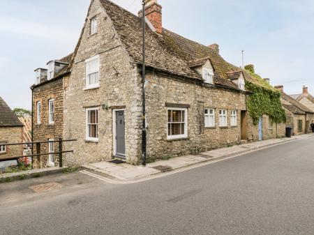 Corner Cottage, Malmesbury, Wiltshire
