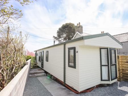 Bryn Hyfryd Caravan, Moelfre, Gwynedd