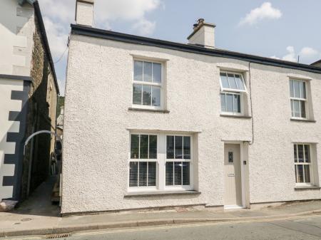 Hugill Cottage, Staveley, Cumbria