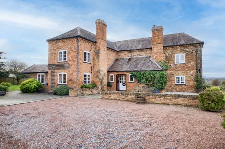 Brickbarns Farm House, Peopleton, Worcestershire