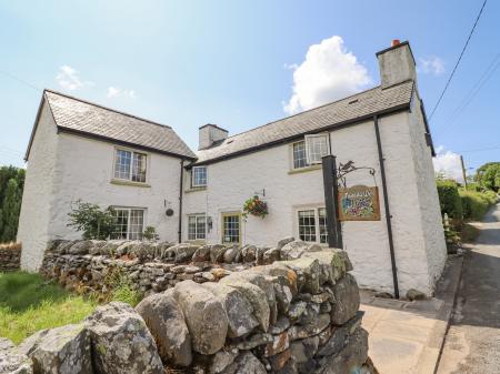 Neuadd Wen, Cerrigydrudion, Gwynedd