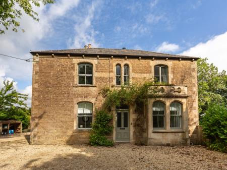 Vallis Oak Villa, Frome, Somerset