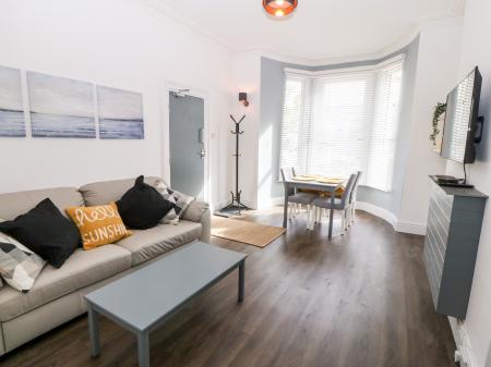 Rothlea (Flat 1), Pwllheli, Gwynedd
