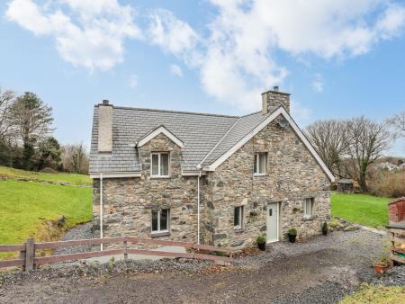 Creigfa Cottage, Bethesda, Gwynedd