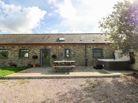 2 Fenton Home Farm, Haverfordwest, Dyfed