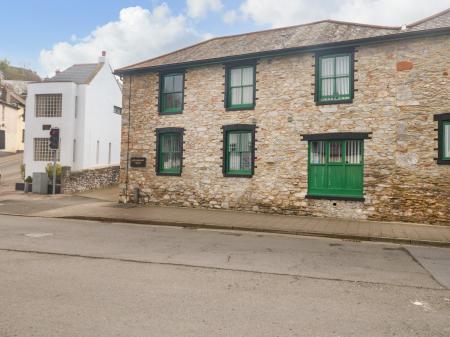 1 Greenswood Court, Brixham, Devon