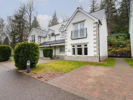 4 River Court, Invergarry, Highlands and Islands