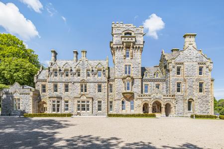 The Kathleen Suite Stone Cross Mansion, Ulverston