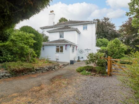 Pentre Court Cottage, Abergavenny