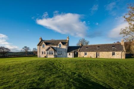 Clashindeugle Farmhouse & Annex, Grantown-on-Spey