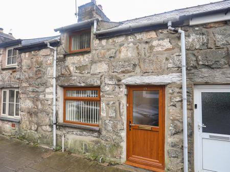 Cuddfan, Tremadog, Gwynedd