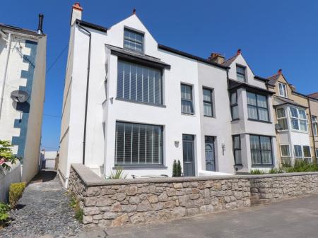 Ty Haul, Rhosneigr, Gwynedd