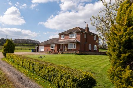 Tixall Manor Farm, Great Haywood, Staffordshire