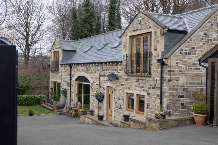 Bradley Manor, Huddersfield, Yorkshire