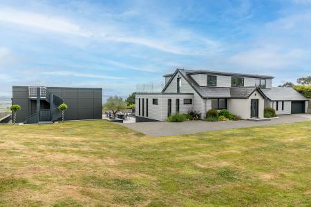 Huxham View and Annex, Stoke Canon, Devon