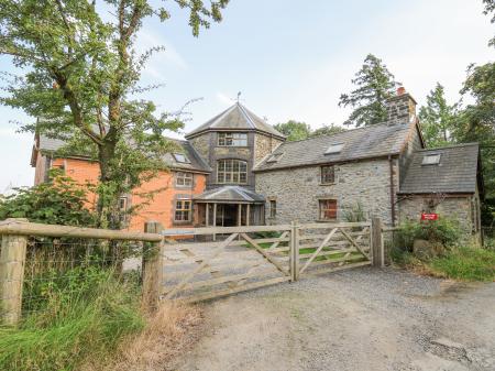 Nanthir House, Rhayader