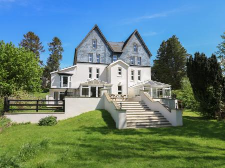 Serenity House, The Retreat, Llanwrtyd Wells, Powys