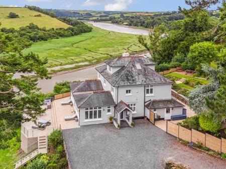 Mallacleave House, Bideford