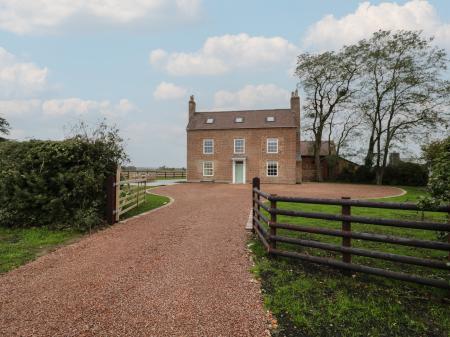 Daniels Farmhouse, Claines