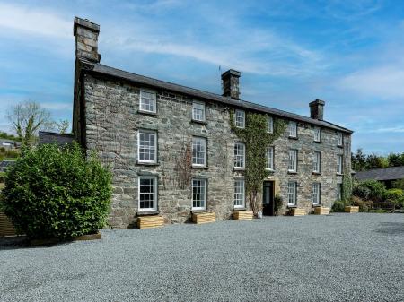 Snowdonia Manor, Dolgellau, Gwynedd
