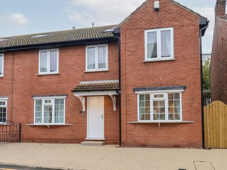 32 Quay Street, Scarborough