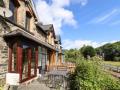 Coed Derw Isaf