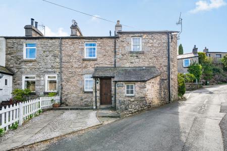 Cragg Cottage, Lindale, Cumbria