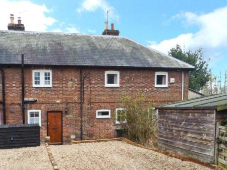 3 Apsley Cottages, Chartham