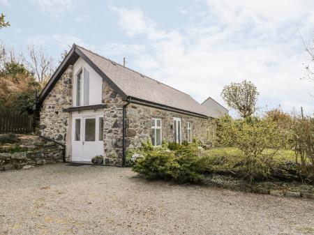 Beudy Hywel, Llanrug, Gwynedd