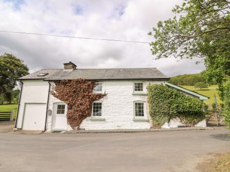 Penlone Cottage, Rhayader, Powys