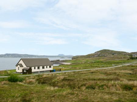 1 Bayview Bungalow, Poolewe, Highlands and Islands