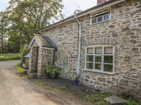 Preacher's Cottage, Llanbadarn Fynydd