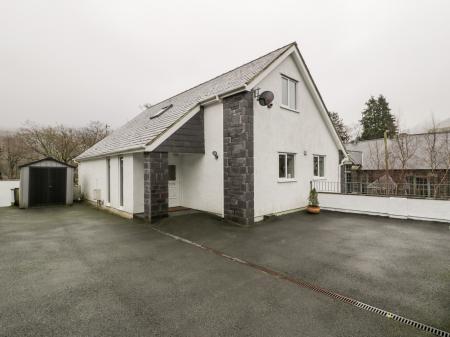 Ty Coch, Llanberis