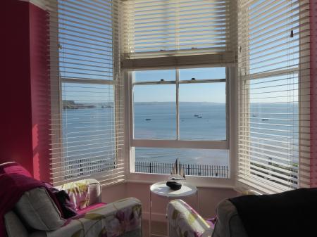 25 Beautiful Self Catering Cottages Near Tenby Pembrokeshire Self