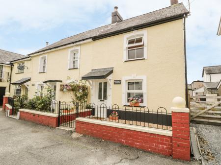 Brickfield Cottage, Machynlleth, Powys