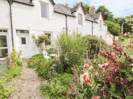 Crinan Canal Cottage No8, Kilmartin, Strathclyde