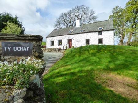 Ty Uchaf, Llangwm