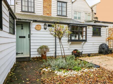 Swanfield Cottage, Whitstable, Kent