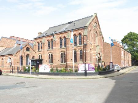 1 Chapel Place, Chester