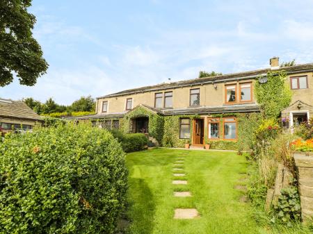 Upper Highlees Farm, Luddenden