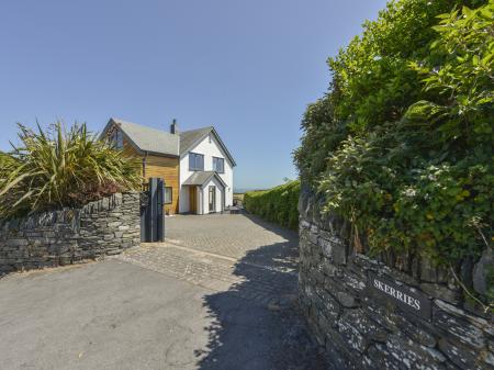 Skerries, Strete, Devon