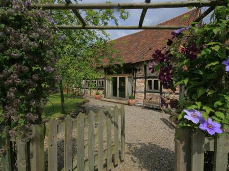 Whites Farm Barn, Ledbury