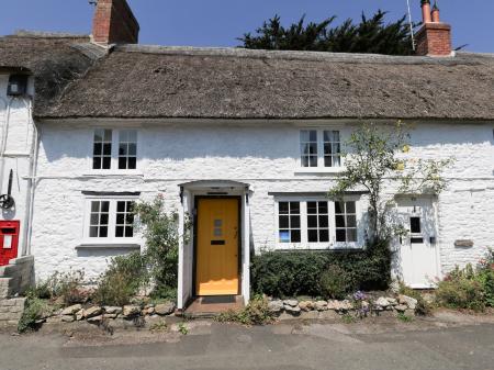 Apple Tree Cottage, Burton Bradstock, Dorset