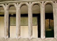Abingdon-on-Thames, Wooden colonade, Brick Alley almshouse